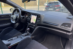RENAULT MEGANE 4 IV Phase 2 RS Line 1.5 Blue dCi 115 ch EDC7 / Cockpit / Attelage / Camera