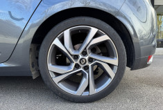 RENAULT MEGANE 4 IV Phase 2 RS Line 1.5 Blue dCi 115 ch EDC7 / Cockpit / Attelage / Camera