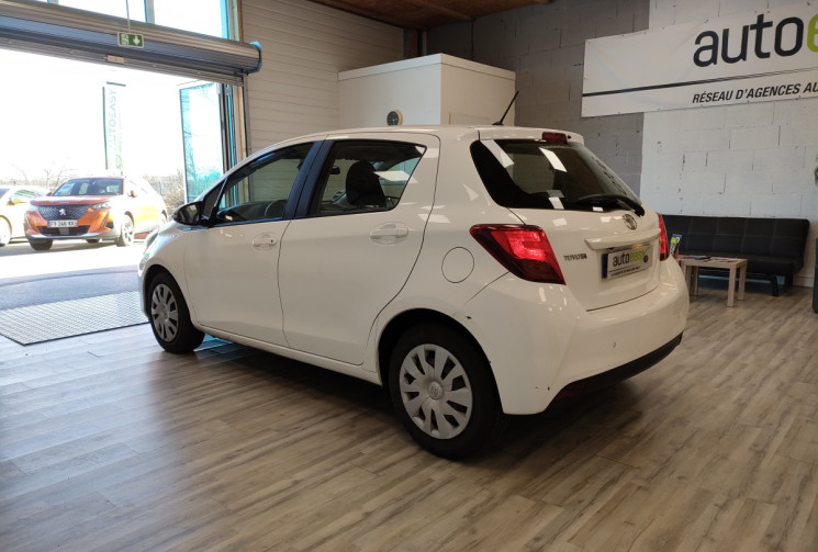 TOYOTA YARIS 3 PHASE 2 90 D-4D Business 5p