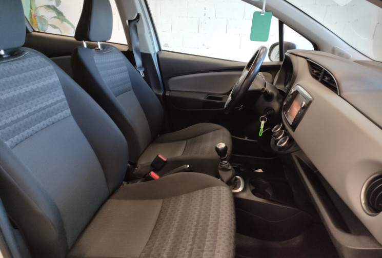 TOYOTA YARIS 3 PHASE 2 90 D-4D Business 5p