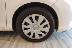 TOYOTA YARIS 3 PHASE 2 90 D-4D Business 5p