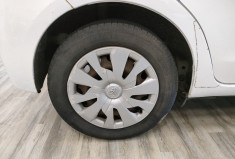 TOYOTA YARIS 3 PHASE 2 90 D-4D Business 5p