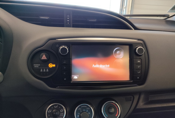 TOYOTA YARIS 3 PHASE 2 90 D-4D Business 5p
