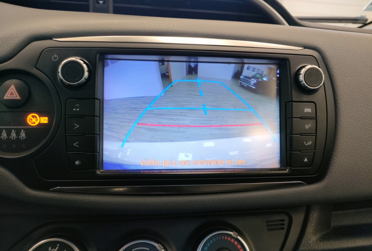 TOYOTA YARIS 3 PHASE 2 90 D-4D Business 5p