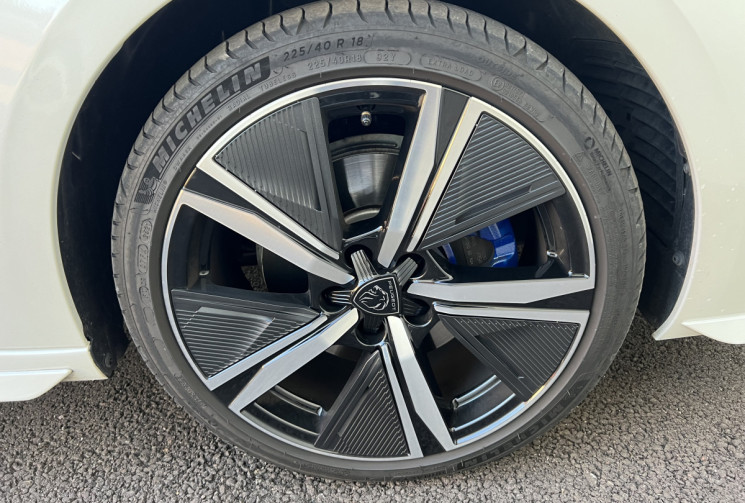 Peugeot 308 1.5 BlueHDI 130 GT EAT8