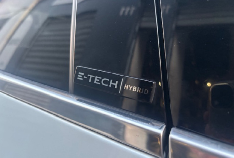 RENAULT CLIO V E-TECH 1.6 i 16V Hybrid Boîte auto origine France / CARPLAY / CAMERA AR / JANTE ALU 1