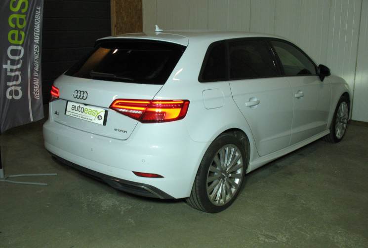 AUDI A3 SPORTBACK 1.4 TFSI e-tron 204 S-TRONIC