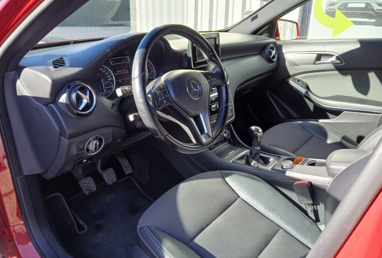 Mercedes Classe A 180 1.6 i 16V Turbo 122 cv SENSATION 