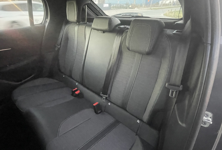 PEUGEOT 208 Allure 100 cv 1.2 Puretech * Entretien Complet Peugeot * Carplay * Virtual Cockpit 