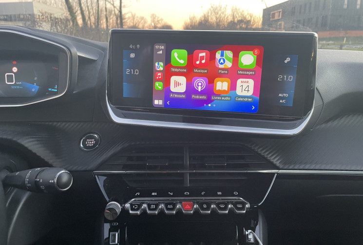 PEUGEOT 208 Allure 100 cv 1.2 Puretech * Entretien Complet Peugeot * Carplay * Virtual Cockpit 