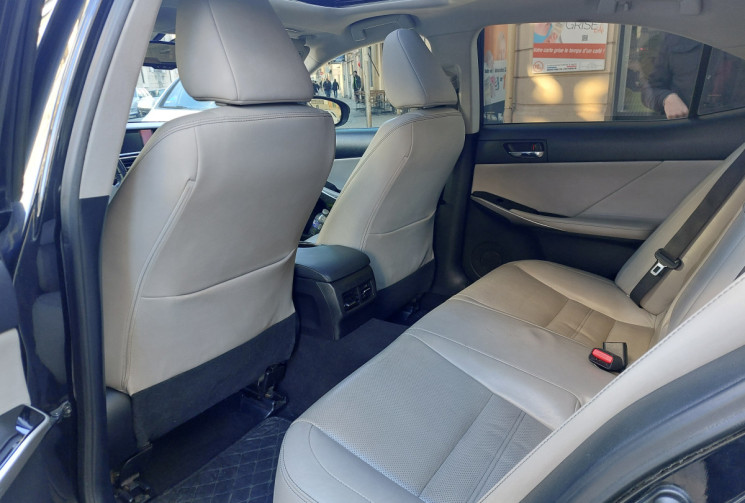 Lexus IS 300 H 2.5 223 CH EXECUTIVE HYBRID BVA