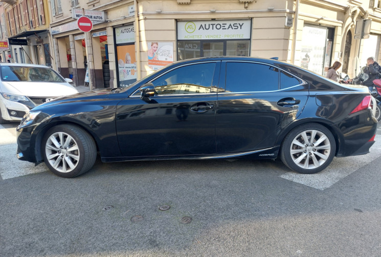 Lexus IS 300 H 2.5 223 CH EXECUTIVE HYBRID BVA