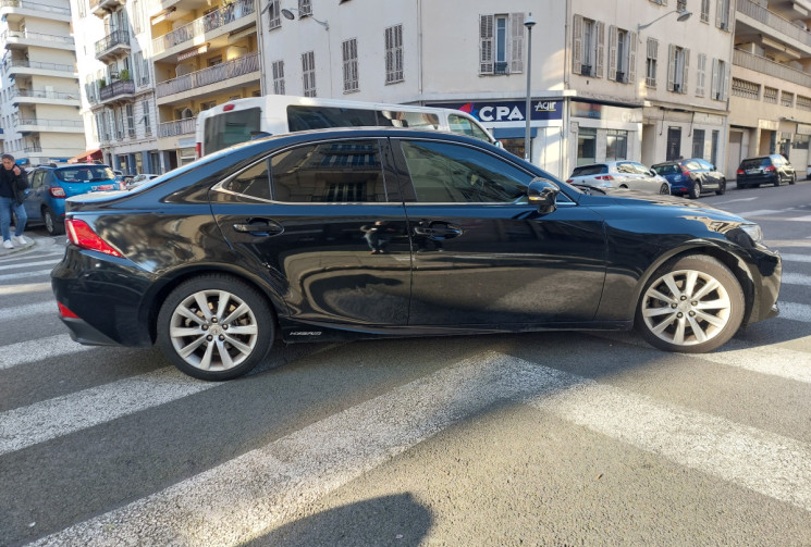 Lexus IS 300 H 2.5 223 CH EXECUTIVE HYBRID BVA