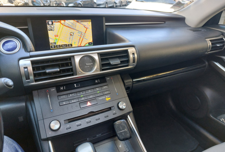 Lexus IS 300 H 2.5 223 CH EXECUTIVE HYBRID BVA