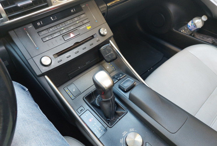 Lexus IS 300 H 2.5 223 CH EXECUTIVE HYBRID BVA