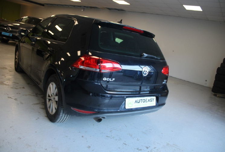 Volkswagen Golf 1.6 tdi 105 cv  suivi complet France depuis 2014
