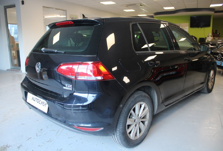 Volkswagen Golf 1.6 tdi 105 cv  suivi complet France depuis 2014