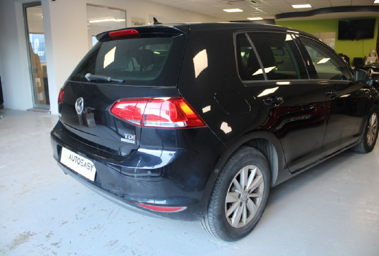 Volkswagen Golf 1.6 tdi 105 cv  suivi complet France depuis 2014