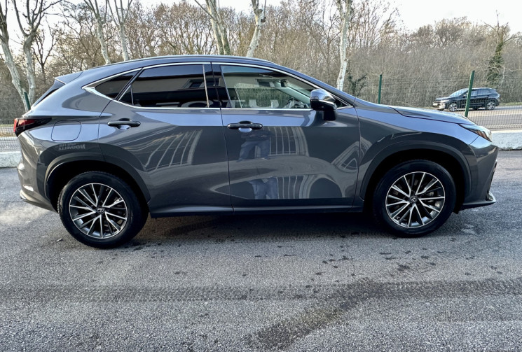 LEXUS NX ll 450h+ 309 4WD LUXE ECVT * ATTELAGE * ENTRETIEN FULL LEXUS * GARANTIE LEXUS RELAX OK