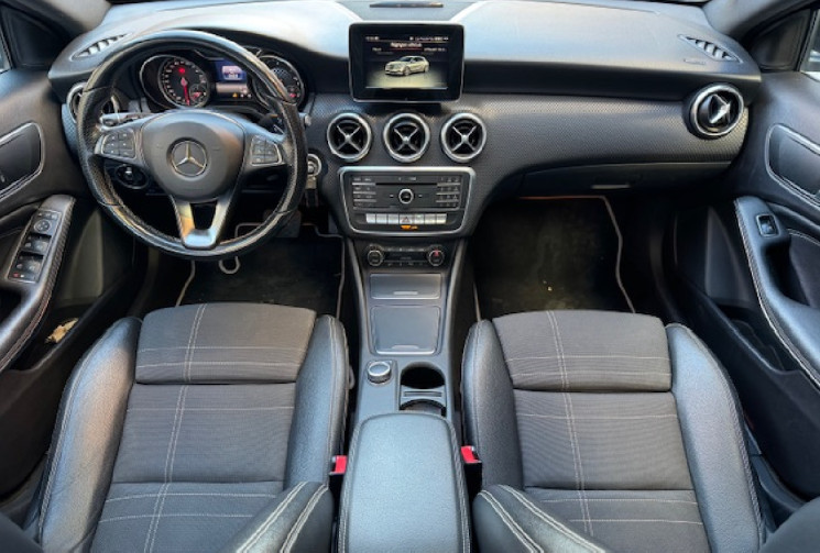 Mercedes Classe A 180 109 cv origine France  / TOIT OUVRANT / CAMERA
