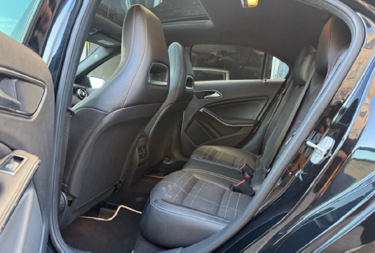 Mercedes Classe A 180 109 cv origine France  / TOIT OUVRANT / CAMERA