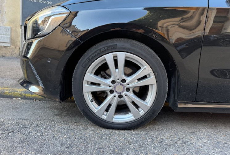 Mercedes Classe A 180 109 cv origine France  / TOIT OUVRANT / CAMERA