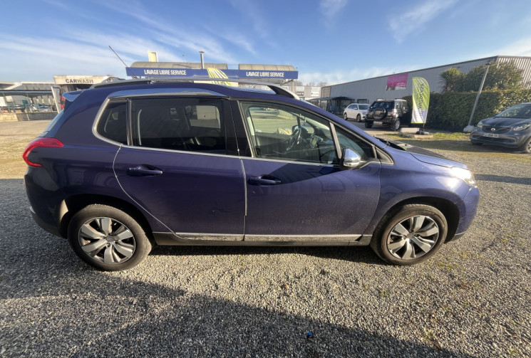 PEUGEOT 2008 1.6 e-HDI 92 ALLURE 