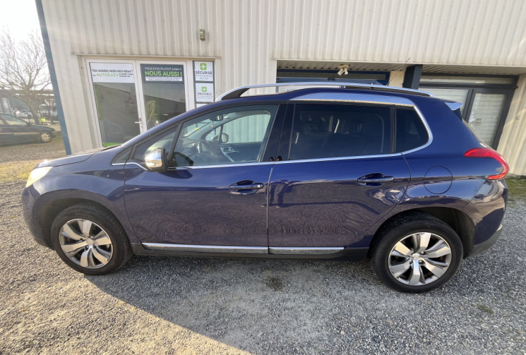 PEUGEOT 2008 1.6 e-HDI 92 ALLURE 