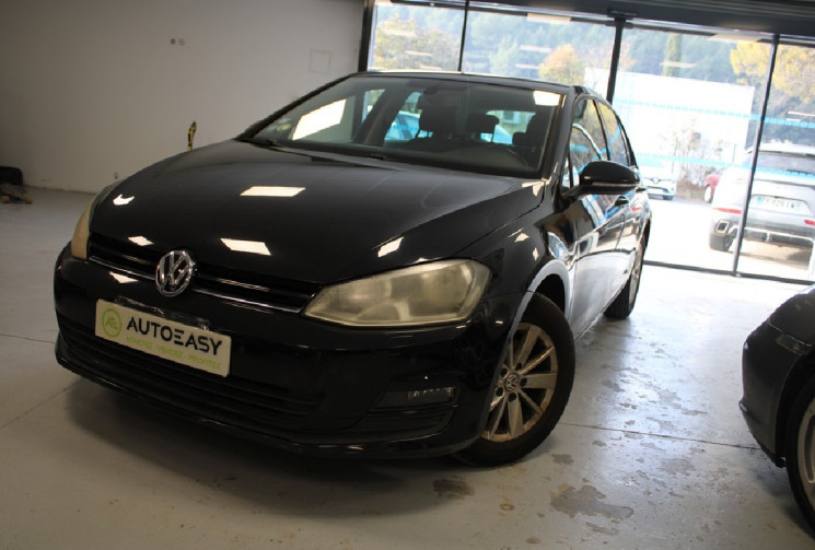 Volkswagen Golf 1.6 tdi 105 cv  suivi complet France depuis 2014