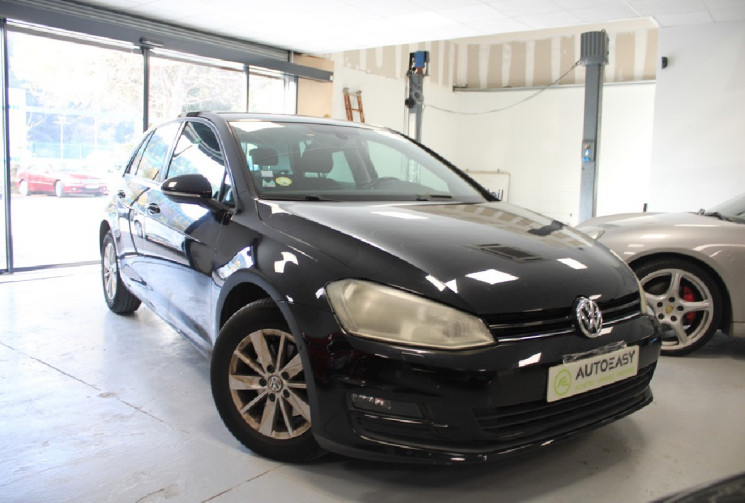 Volkswagen Golf 1.6 tdi 105 cv  suivi complet France depuis 2014