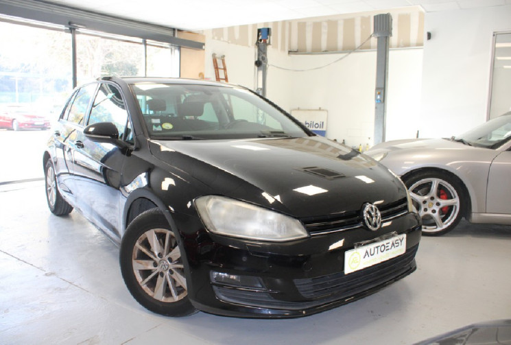 Volkswagen Golf 1.6 tdi 105 cv  suivi complet France depuis 2014
