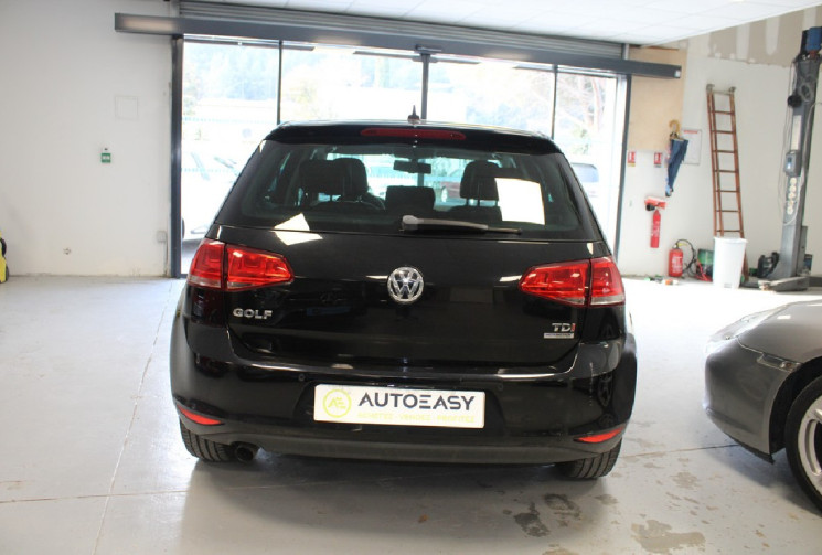 Volkswagen Golf 1.6 tdi 105 cv  suivi complet France depuis 2014