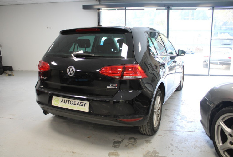 Volkswagen Golf 1.6 tdi 105 cv  suivi complet France depuis 2014