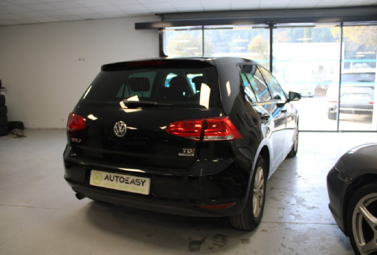 Volkswagen Golf 1.6 tdi 105 cv  suivi complet France depuis 2014