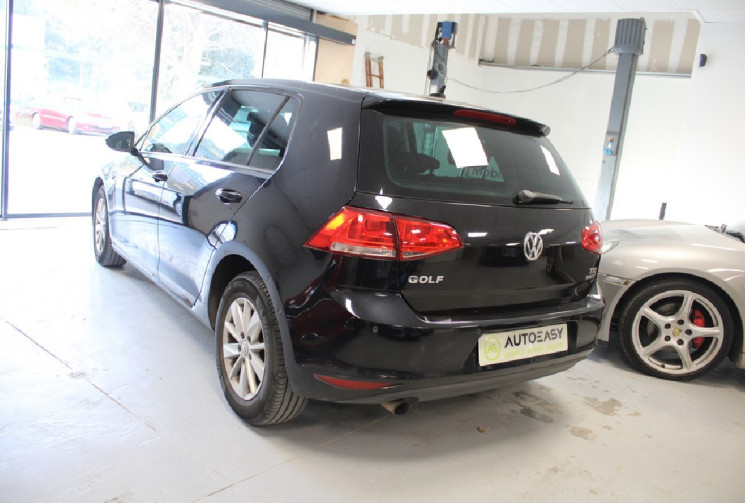 Volkswagen Golf 1.6 tdi 105 cv  suivi complet France depuis 2014