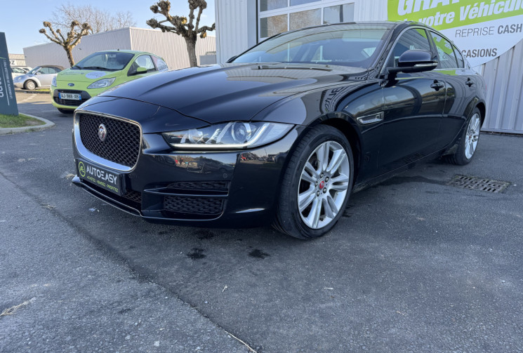Jaguar XE 2.0D 180ch Prestige BVA8