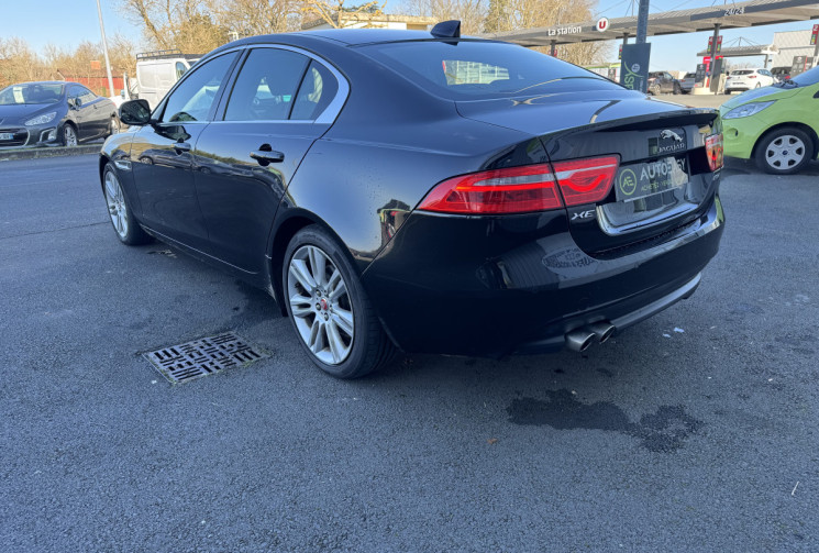 Jaguar XE 2.0D 180ch Prestige BVA8