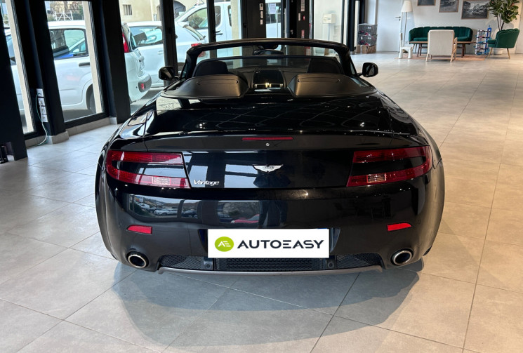 Aston Martin VANTAGE ROADSTER /  V8 / 4.3 / 385 CH 