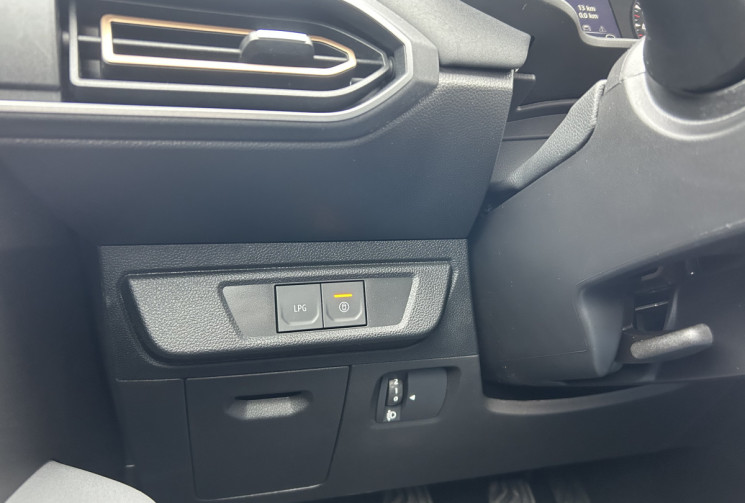 Dacia JOGGER ECO 100 EXTREME 7 places (dispo immédiat)