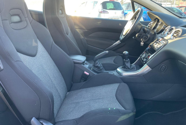 Peugeot 308 CC 1.6 VTI 120 CV PACK SPORT - CHAINE DE DISTRIBUTION - BON ETAT  - GARANTIE 12 MOIS