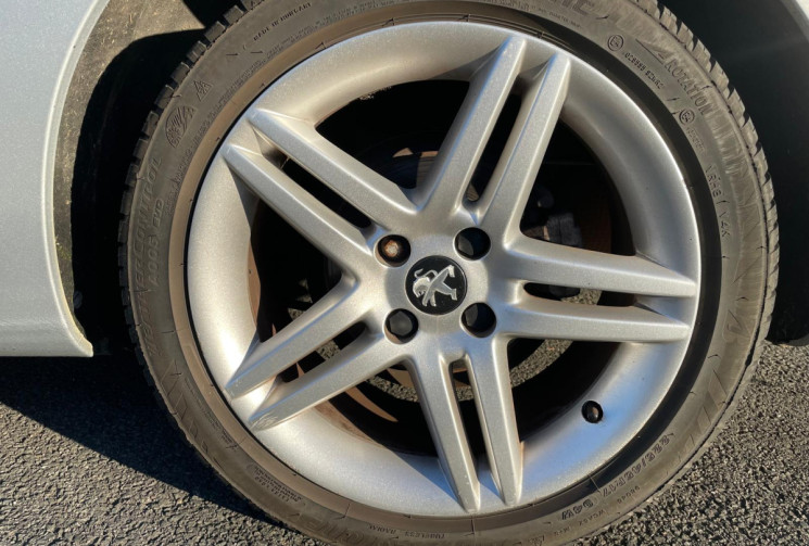 Peugeot 308 CC 1.6 VTI 120 CV PACK SPORT - CHAINE DE DISTRIBUTION - BON ETAT  - GARANTIE 12 MOIS