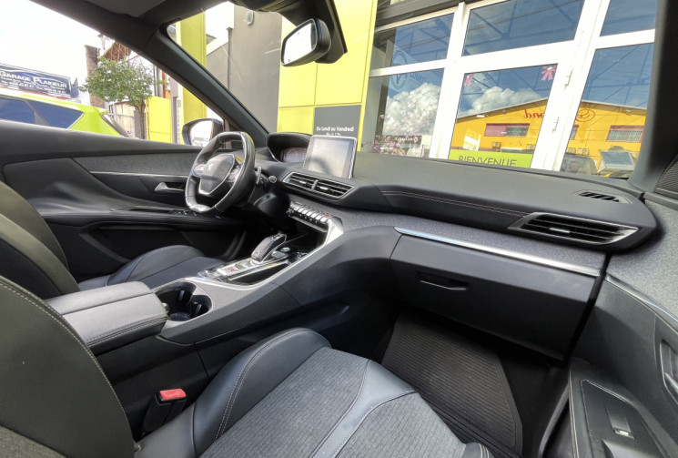 PEUGEOT 3008 1.5 BlueHDi 130ch S&S GT Line EAT8 // Boite automatique // Première main 