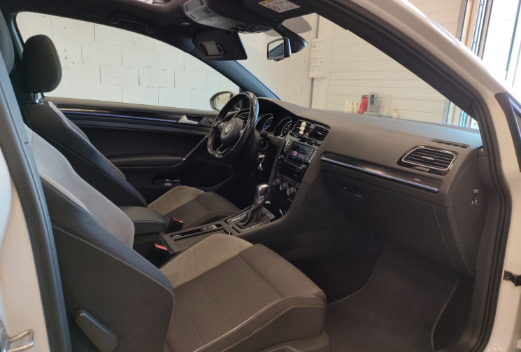 Volkswagen Golf 2.0 TSI 300ch BlueMotion Technology R 4Motion DSG6 3p