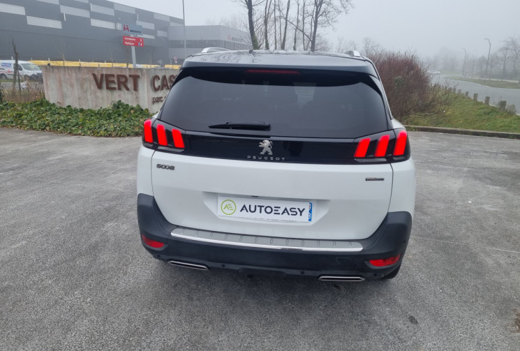 Peugeot 5008 1.6 THP 16V EAT6 S&S 165 cv GT LINE * full options * cuir * * toit panoramique * TBE !
