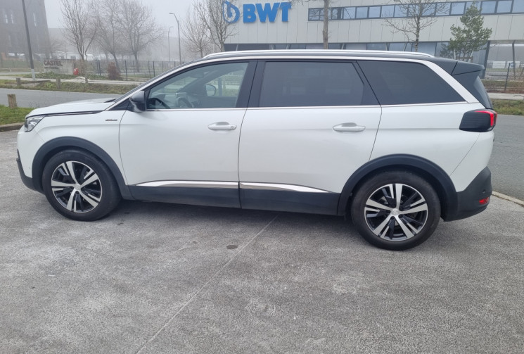 Peugeot 5008 1.6 THP 16V EAT6 S&S 165 cv GT LINE * full options * cuir * * toit panoramique * TBE !
