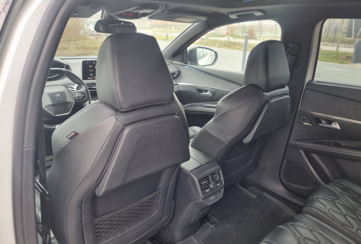 Peugeot 5008 1.6 THP 16V EAT6 S&S 165 cv GT LINE * full options * cuir * * toit panoramique * TBE !