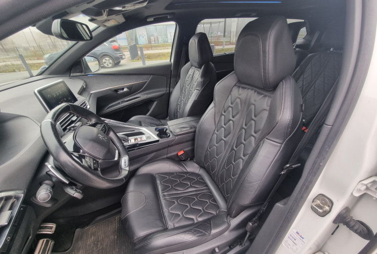 Peugeot 5008 1.6 THP 16V EAT6 S&S 165 cv GT LINE * full options * cuir * * toit panoramique * TBE !