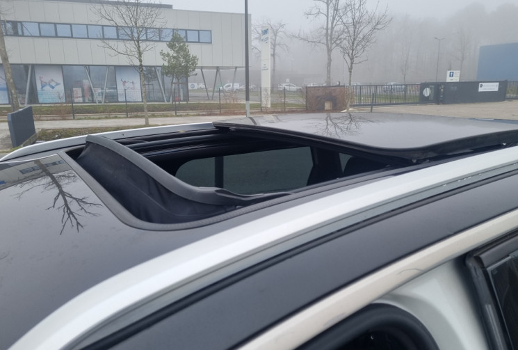 Peugeot 5008 1.6 THP 16V EAT6 S&S 165 cv GT LINE * full options * cuir * * toit panoramique * TBE !