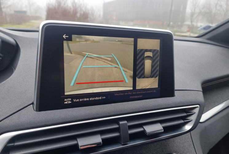 Peugeot 5008 1.6 THP 16V EAT6 S&S 165 cv GT LINE * full options * cuir * * toit panoramique * TBE !