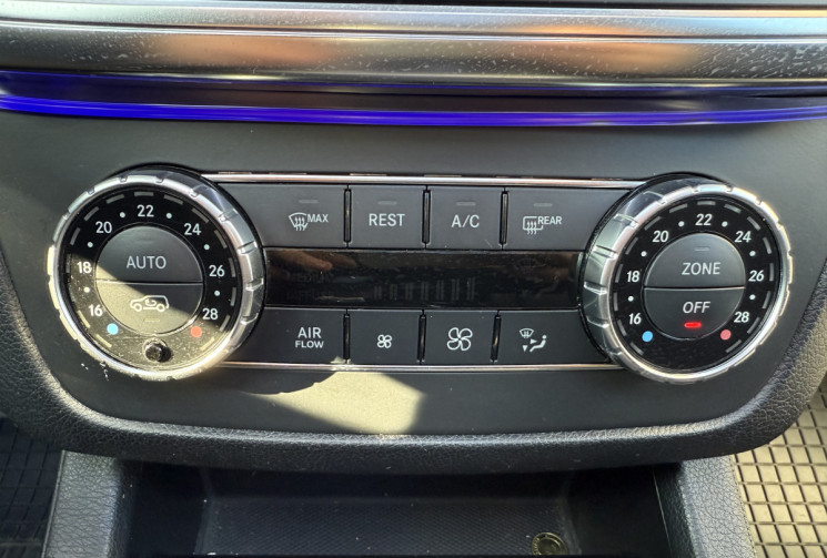 Mercedes ML 350 3.0L CDI V6 4MATIC 7G-TRONIC+ BlueTEC 258 CH